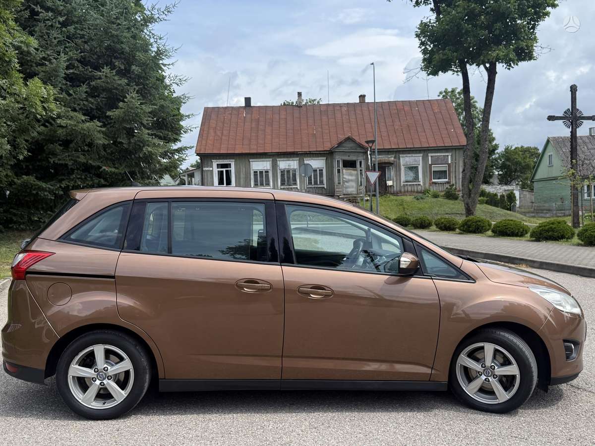 Ford C-MAX 2014 — engine 1997 cm³, 140 HP (103kW)