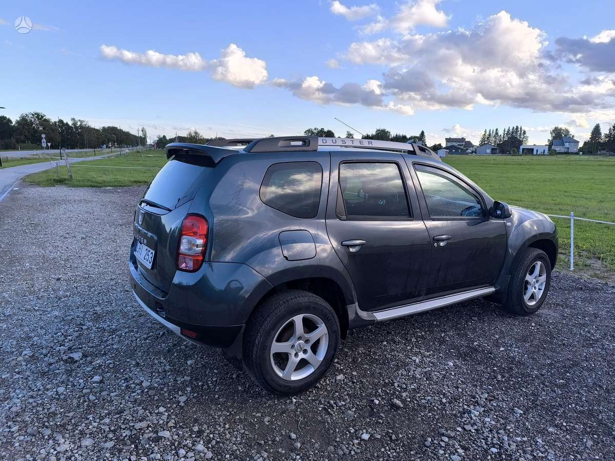 Dacia Duster 2014 — engine 1461 cm³, 110 HP (81kW)