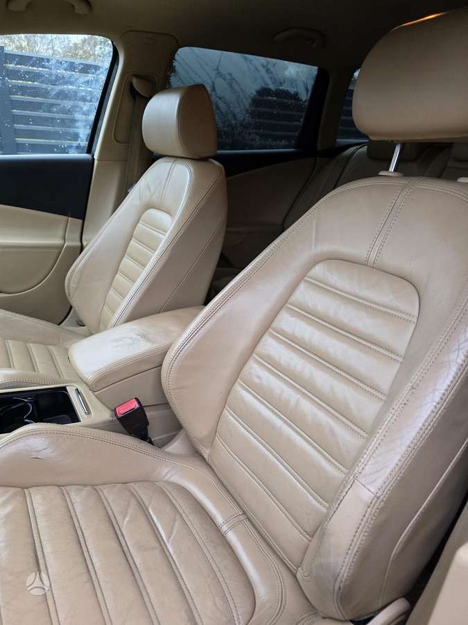 Volkswagen Passat 2005 — photo 10