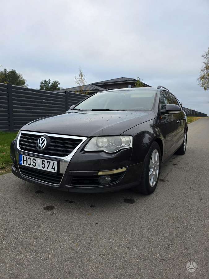 Volkswagen Passat 2005 — interior