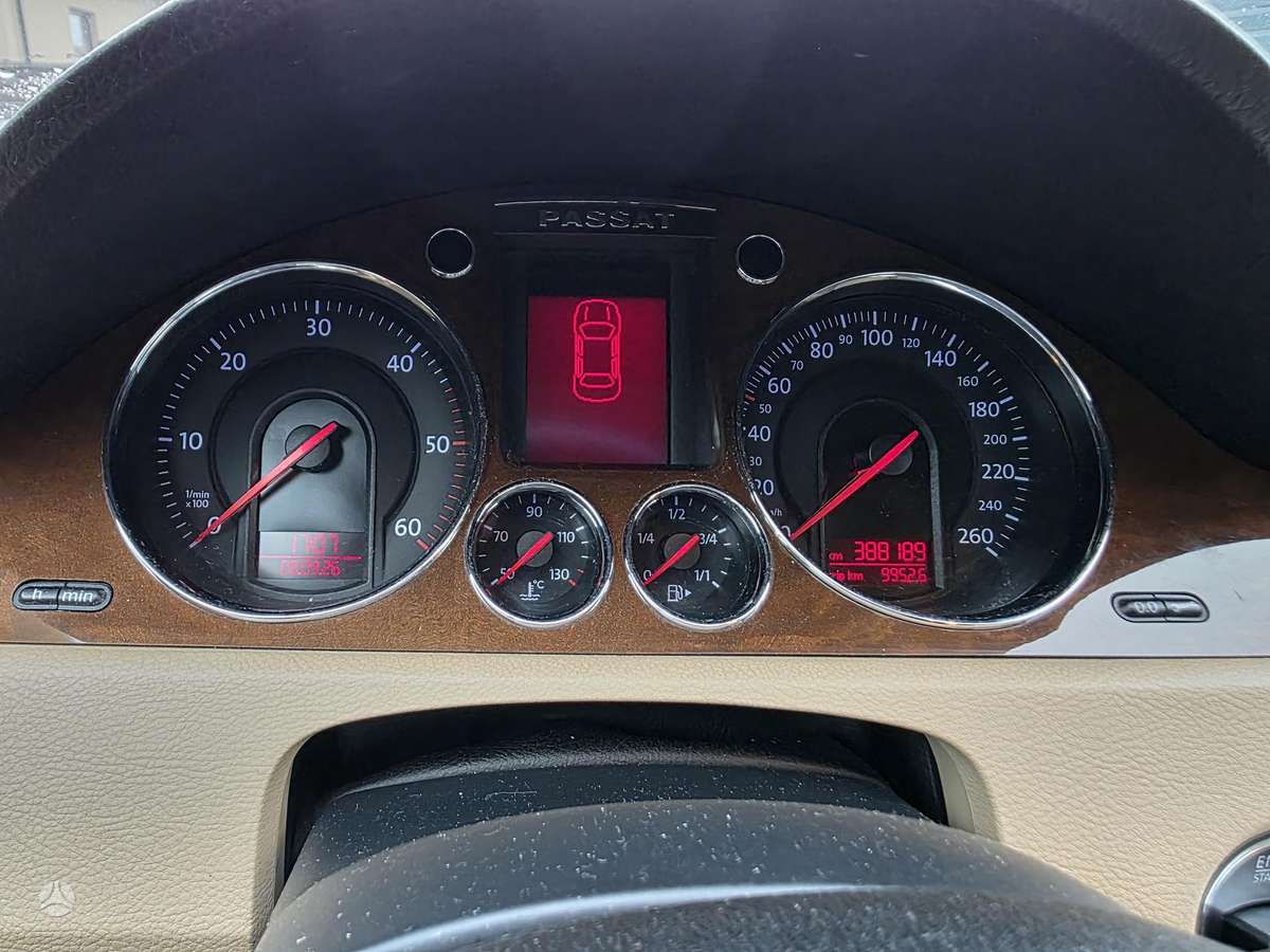 Volkswagen Passat 2005 — photo 7
