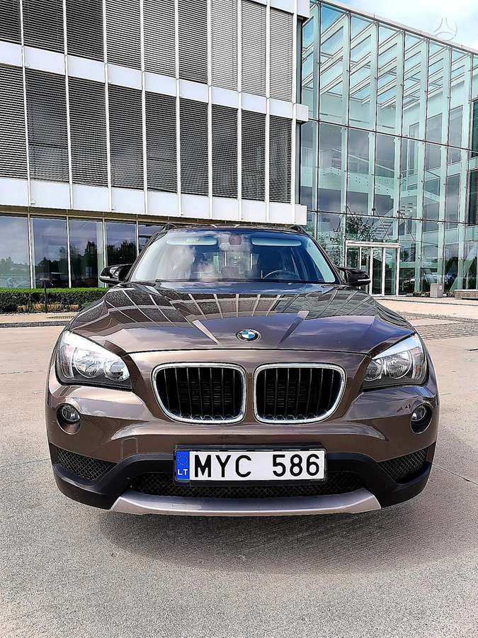 BMW X1 2013 — вигляд ззаду