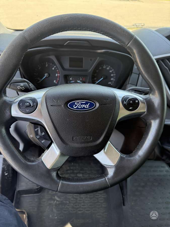 Ford Transit 2015 — фото 10