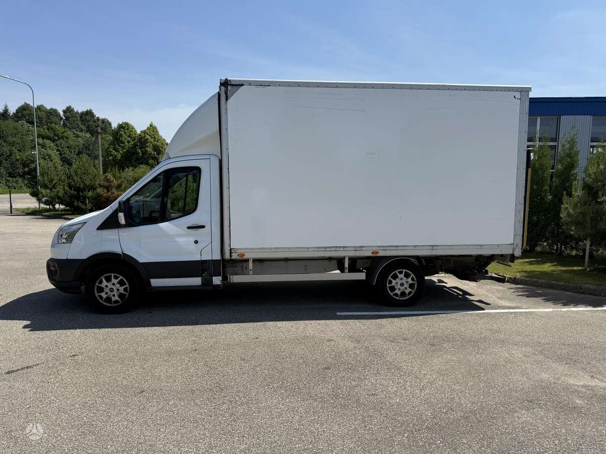 Ford Transit 2015 — салон