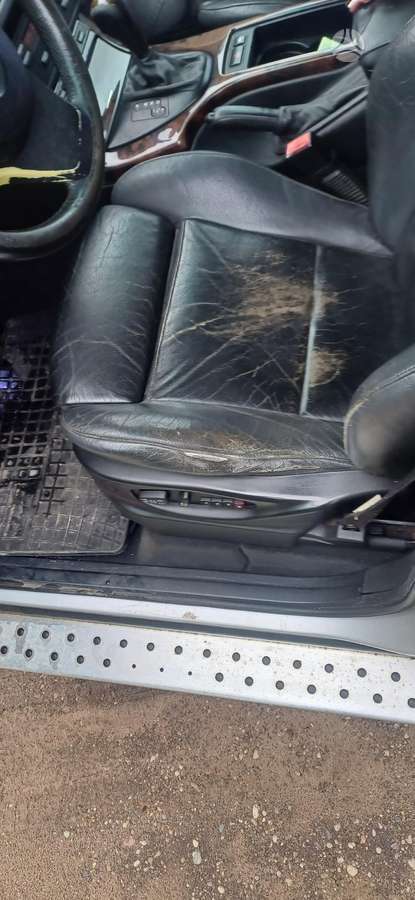 BMW X5 2004 — photo 11