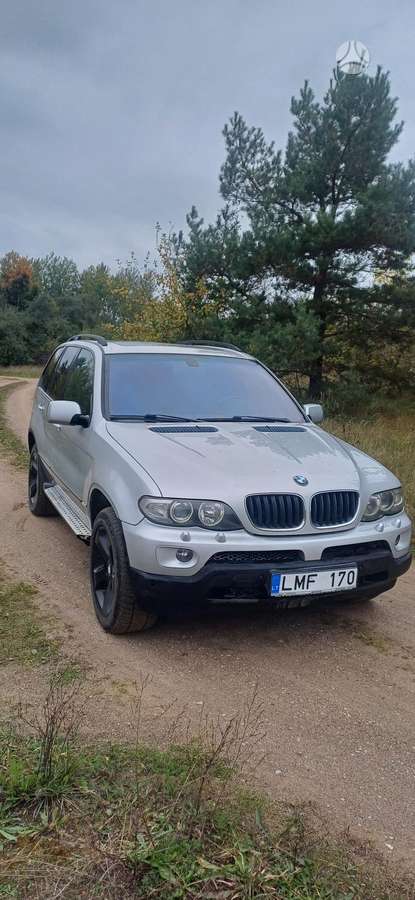 BMW X5 2004 — rear view