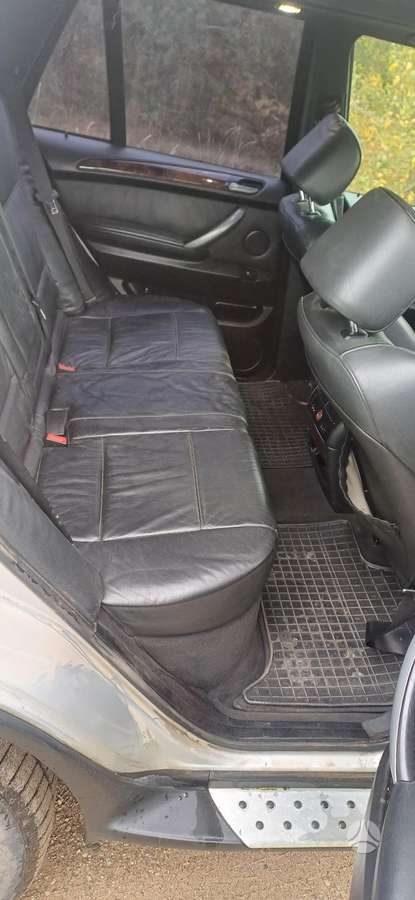 BMW X5 2004 — photo 9