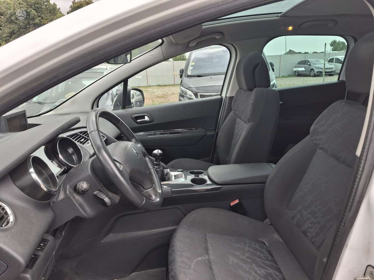 Peugeot 3008 2013 — photo 11