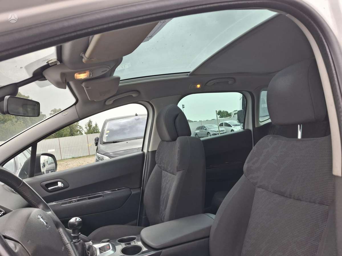 Peugeot 3008 2013 — photo 12