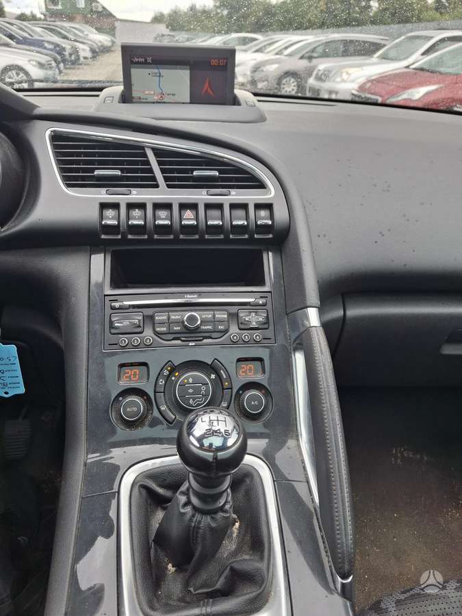 Peugeot 3008 2013 — photo 15