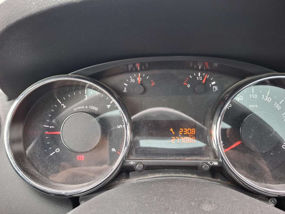 Peugeot 3008 2013 — photo 17