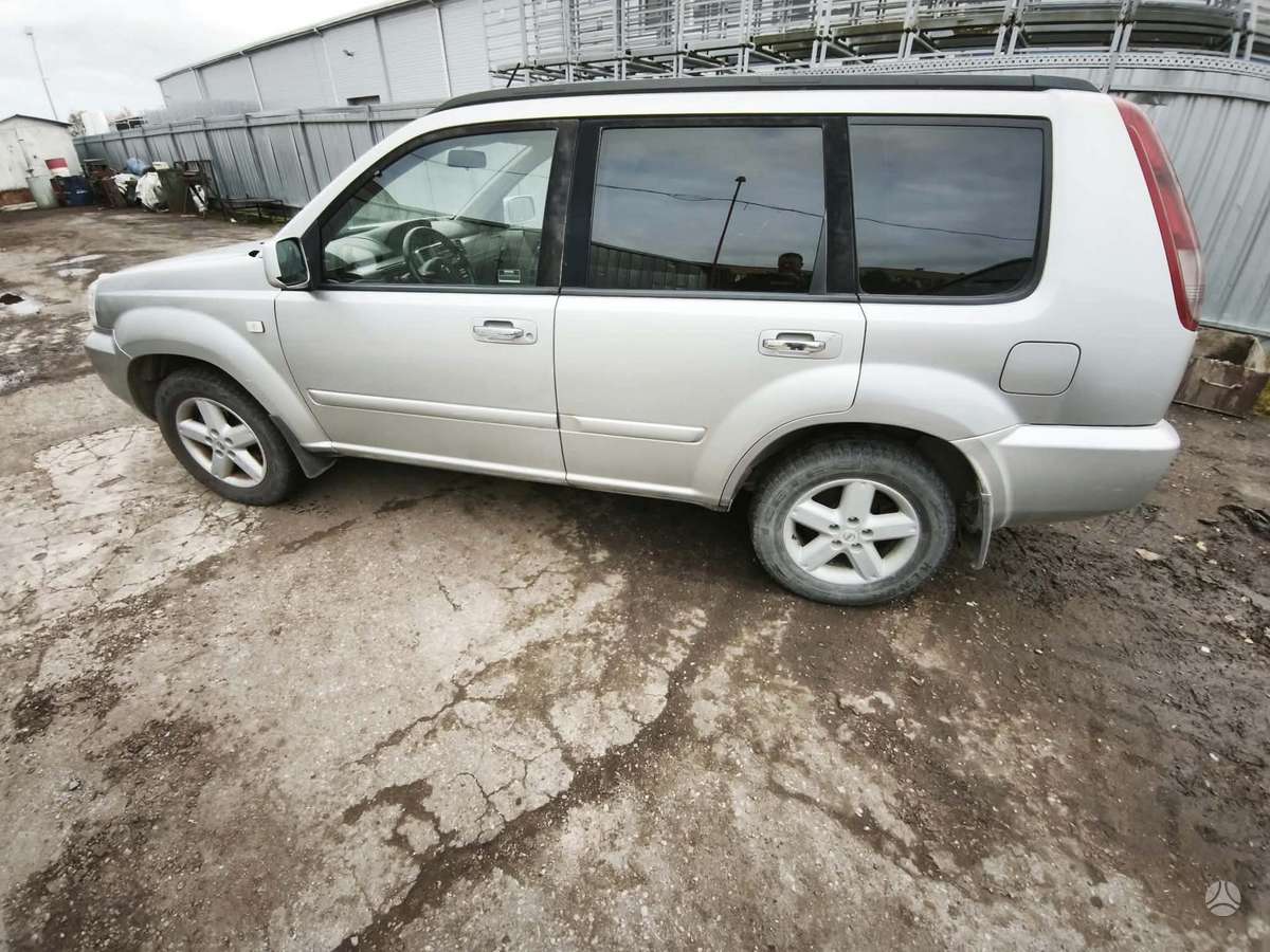 Nissan X-Trail 2004 — vehicle for AFU Ukraine