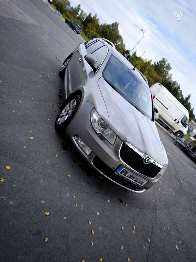 Skoda Superb 2010 — engine 2000 cm³, 140 HP (103kW)