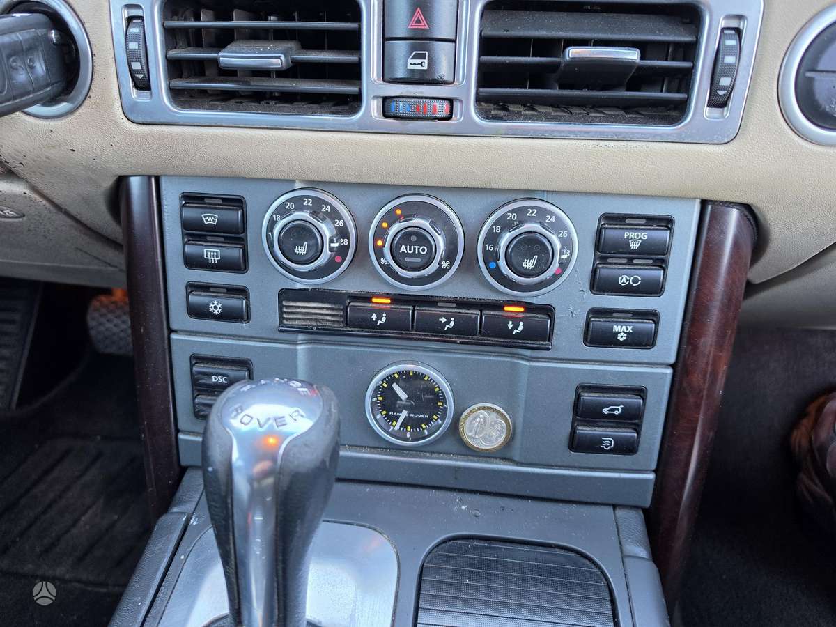 Land Rover 2007 — photo 10