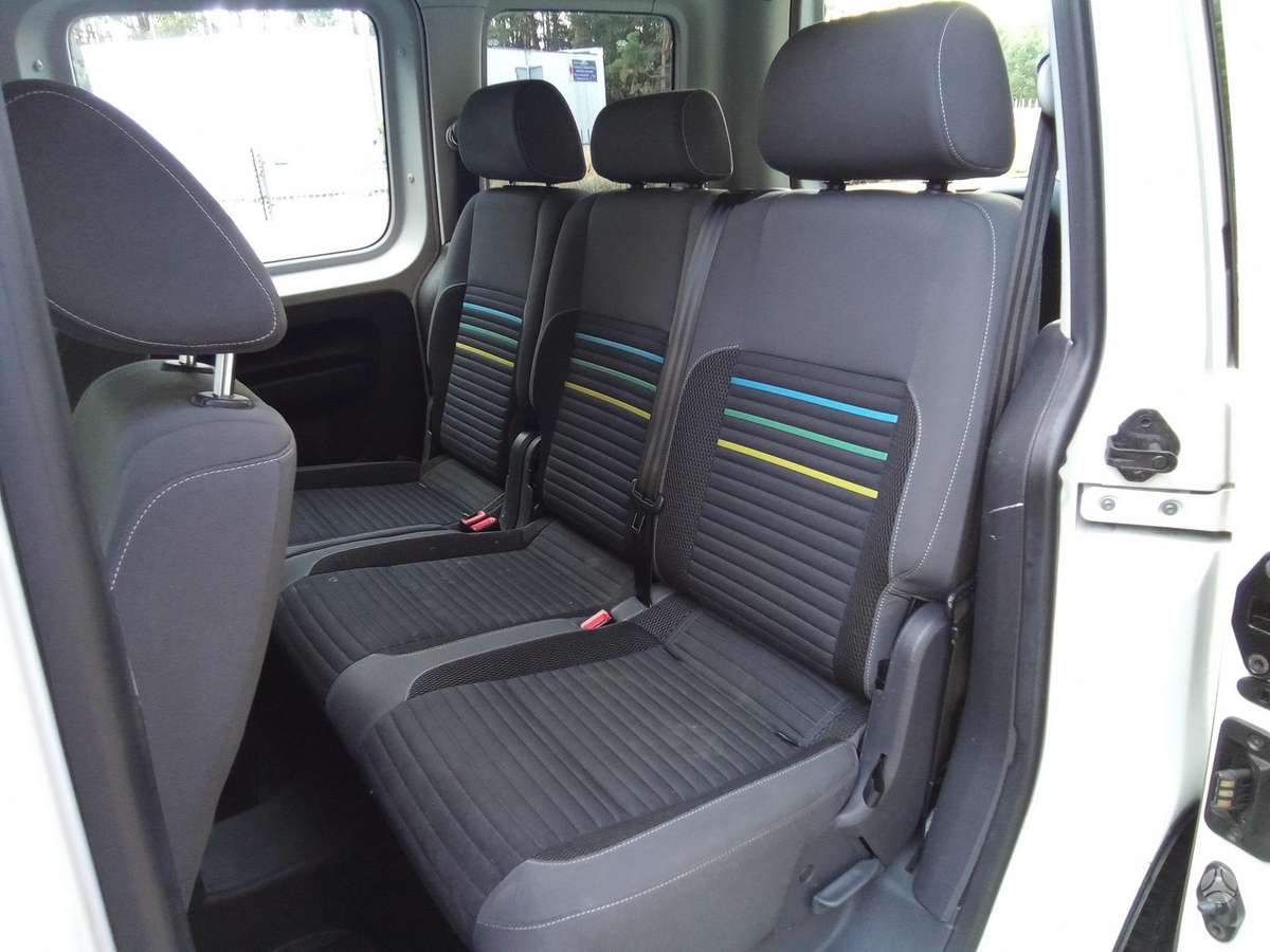 Volkswagen Caddy 2015 — photo 17