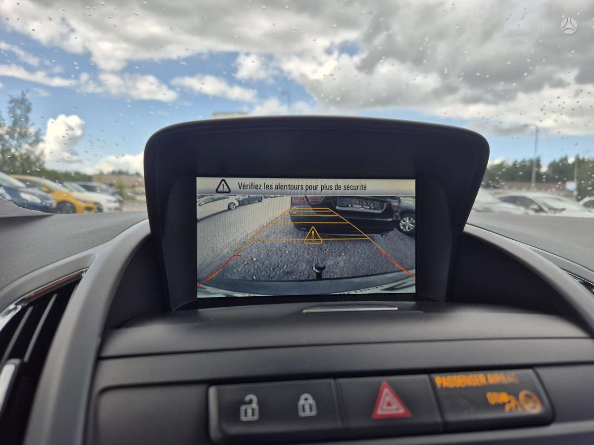 Opel Zafira 2012 — photo 13