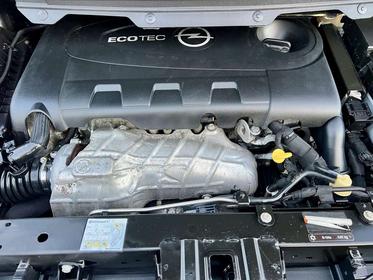 Opel Zafira 2012 — photo 19