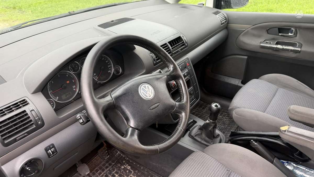 Volkswagen Sharan 2005 — photo 12