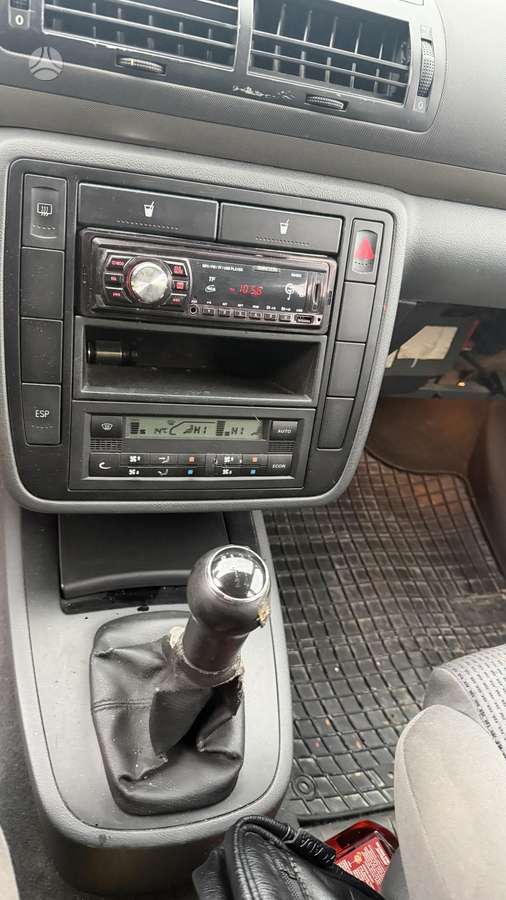 Volkswagen Sharan 2005 — photo 13
