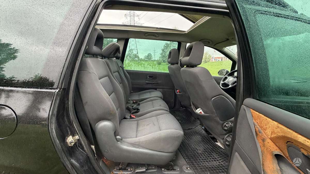 Volkswagen Sharan 2005 — photo 20