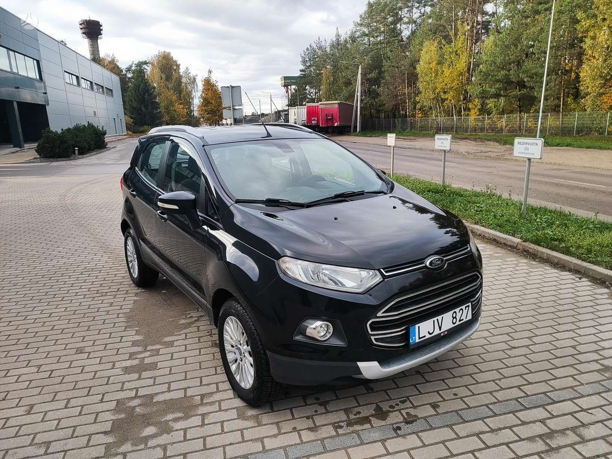 Ford EcoSport 2014 — rear view