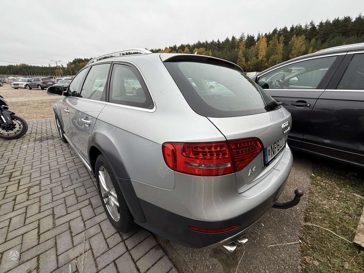 Audi A4 2009 — двигун 1968 cm³, 170 HP (125kW)