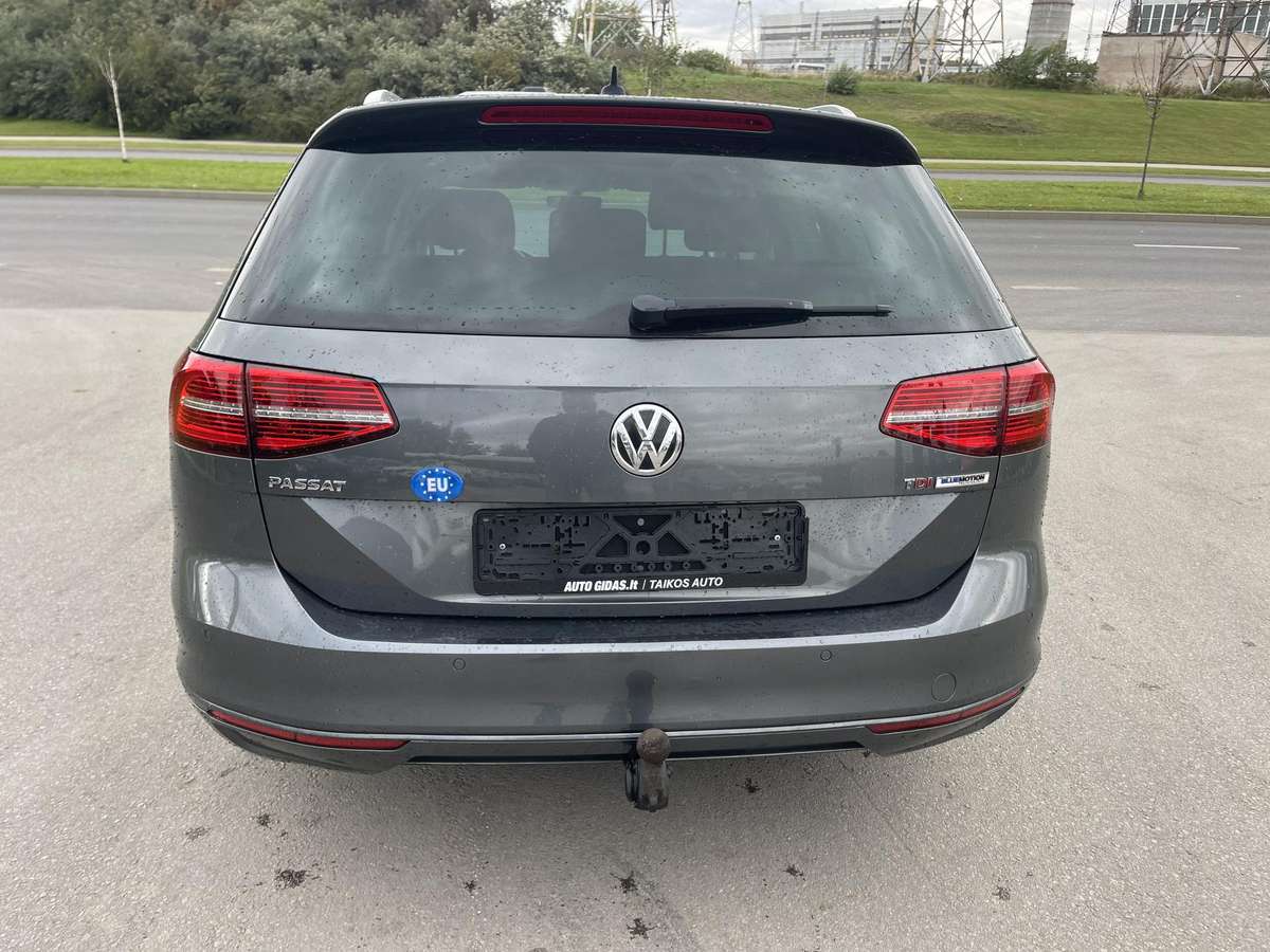 Volkswagen Passat 2015 — фото 12