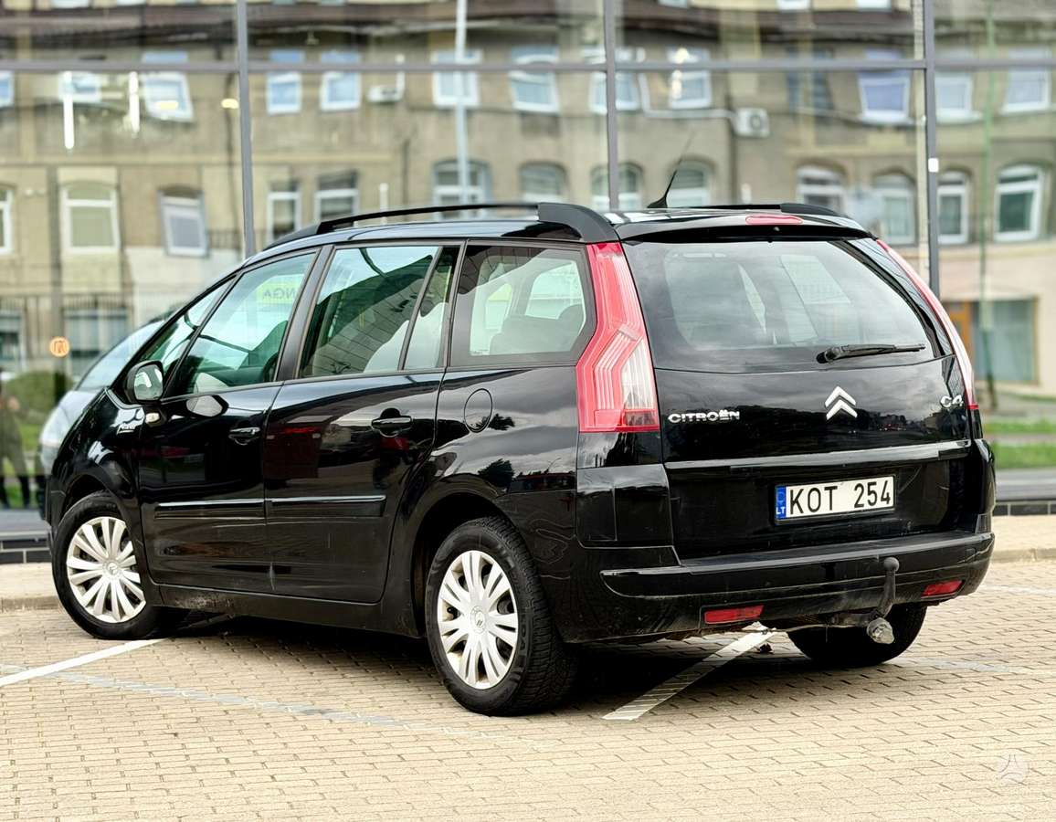 Citroen Grand 2008 — interior