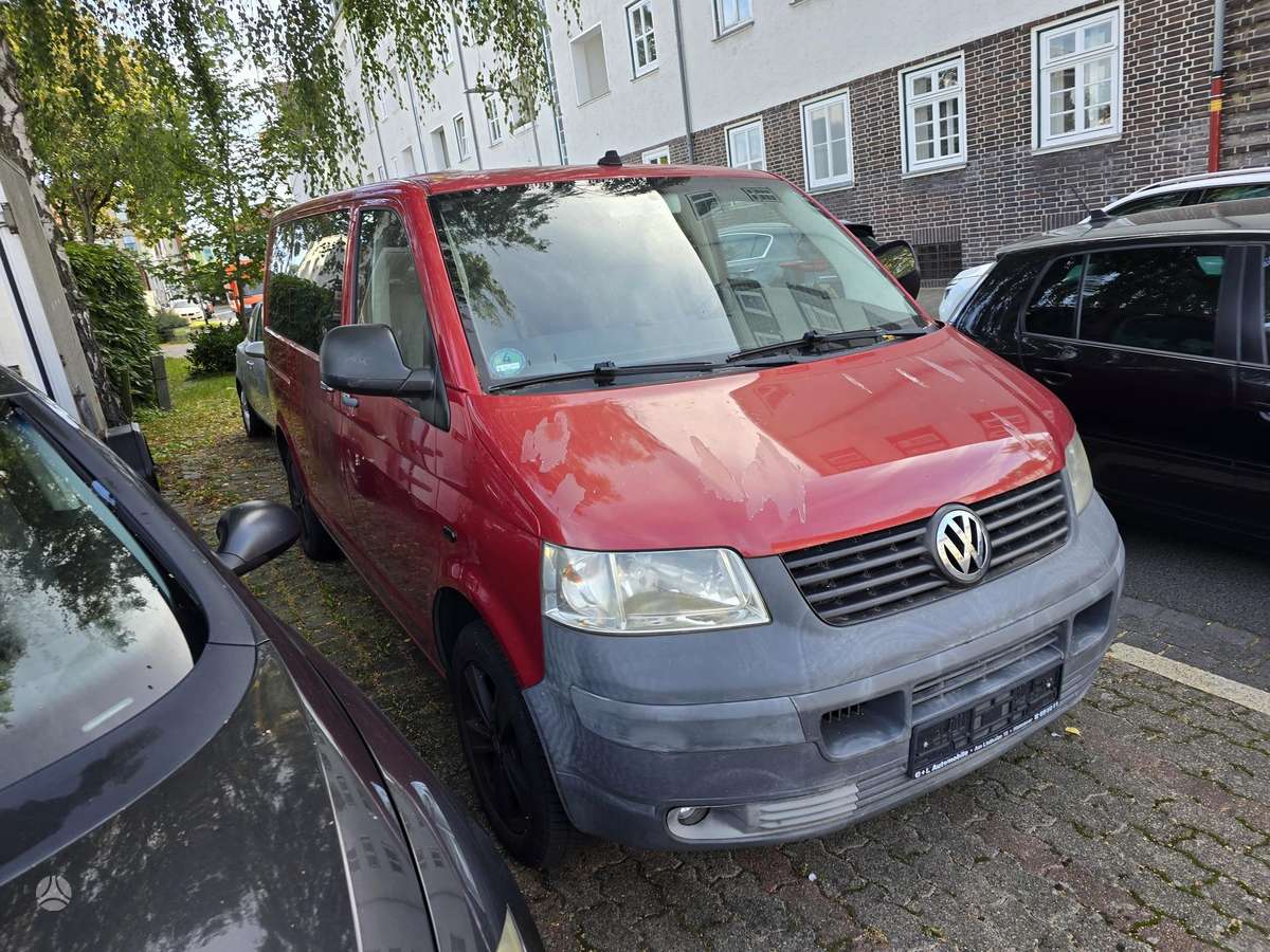 Volkswagen Transporter 2005 — interior