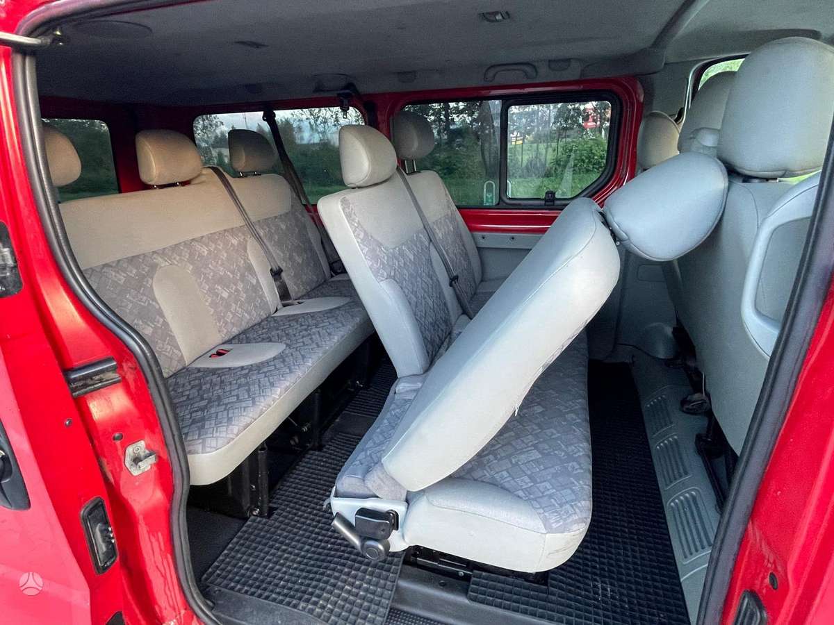 Opel Vivaro 2004 — photo 11
