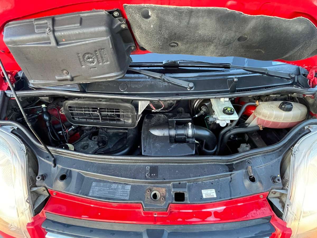 Opel Vivaro 2004 — photo 14