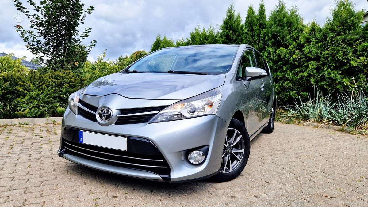 Toyota Verso, 2013