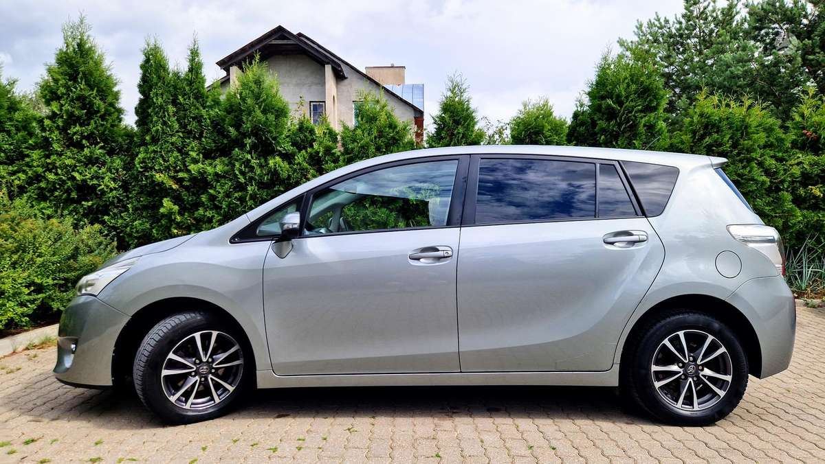 Toyota Verso 2013 — photo 12