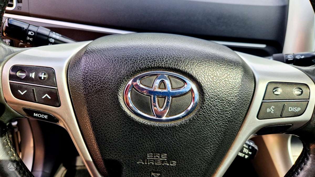 Toyota Verso 2013 — photo 22