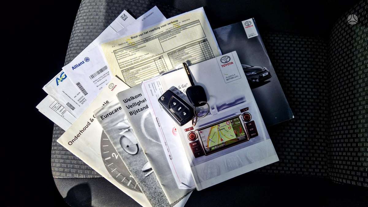Toyota Verso 2013 — photo 33