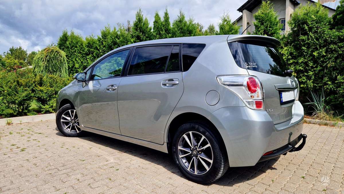 Toyota Verso 2013 — photo 8