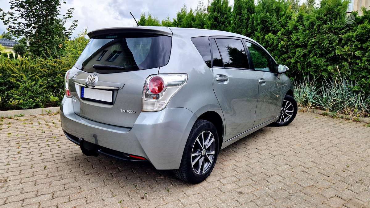 Toyota Verso 2013 — photo 9