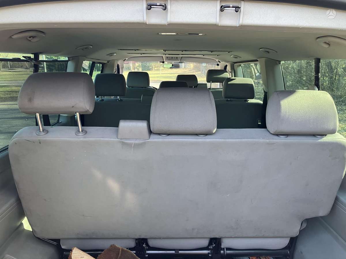 Volkswagen Caravelle 2006 — photo 7