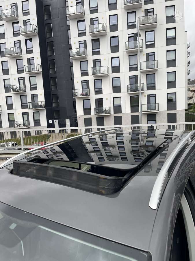Volkswagen Touran 2014 — photo 19