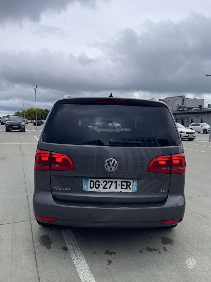 Volkswagen Touran 2014 — photo 6