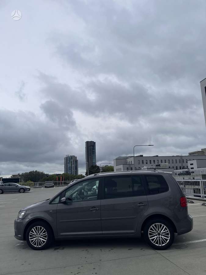 Volkswagen Touran 2014 — photo 8