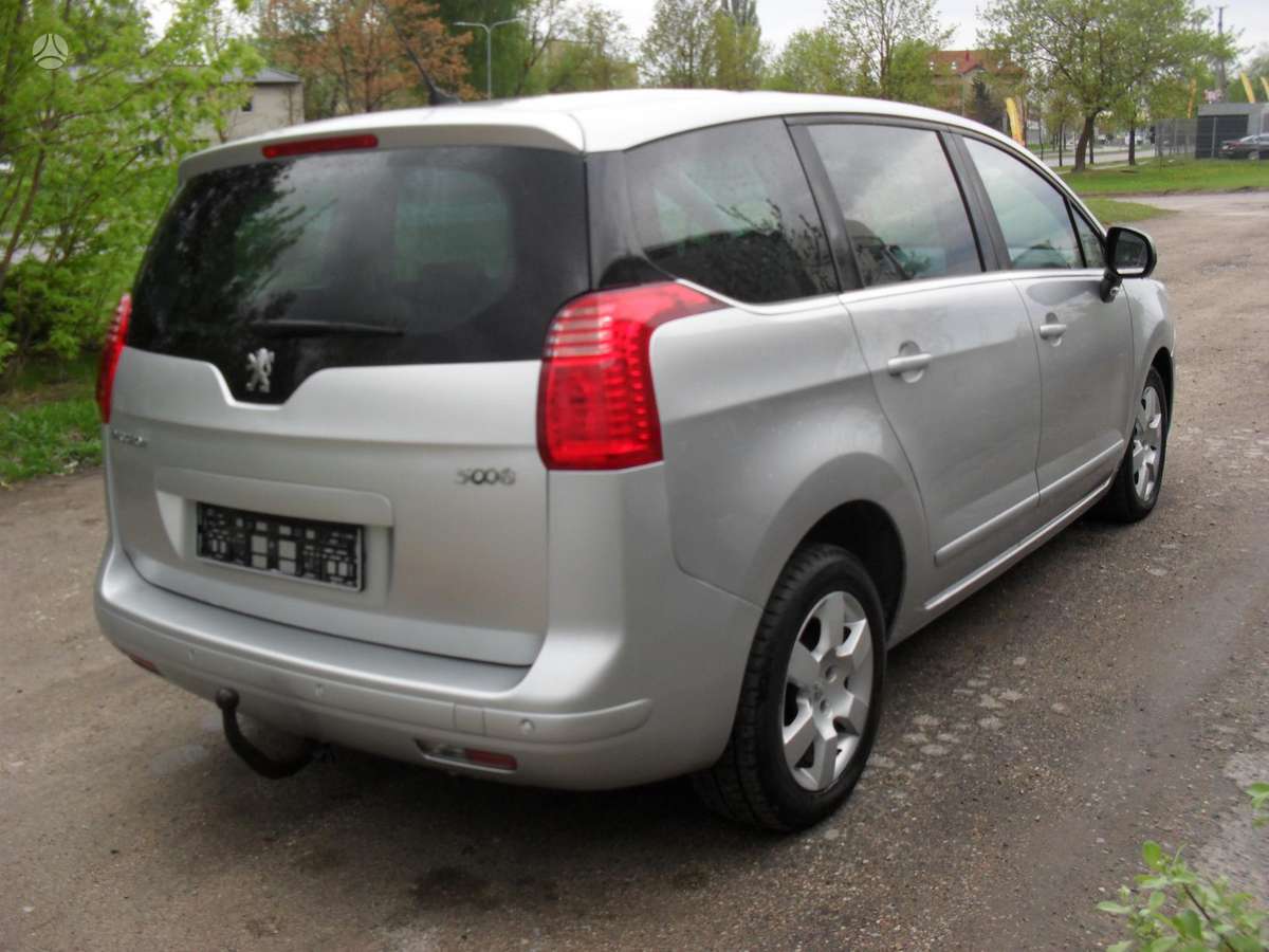 Peugeot 5008 2012 — photo 6