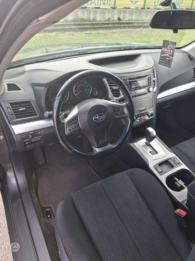 Subaru Outback 2013 — photo 10