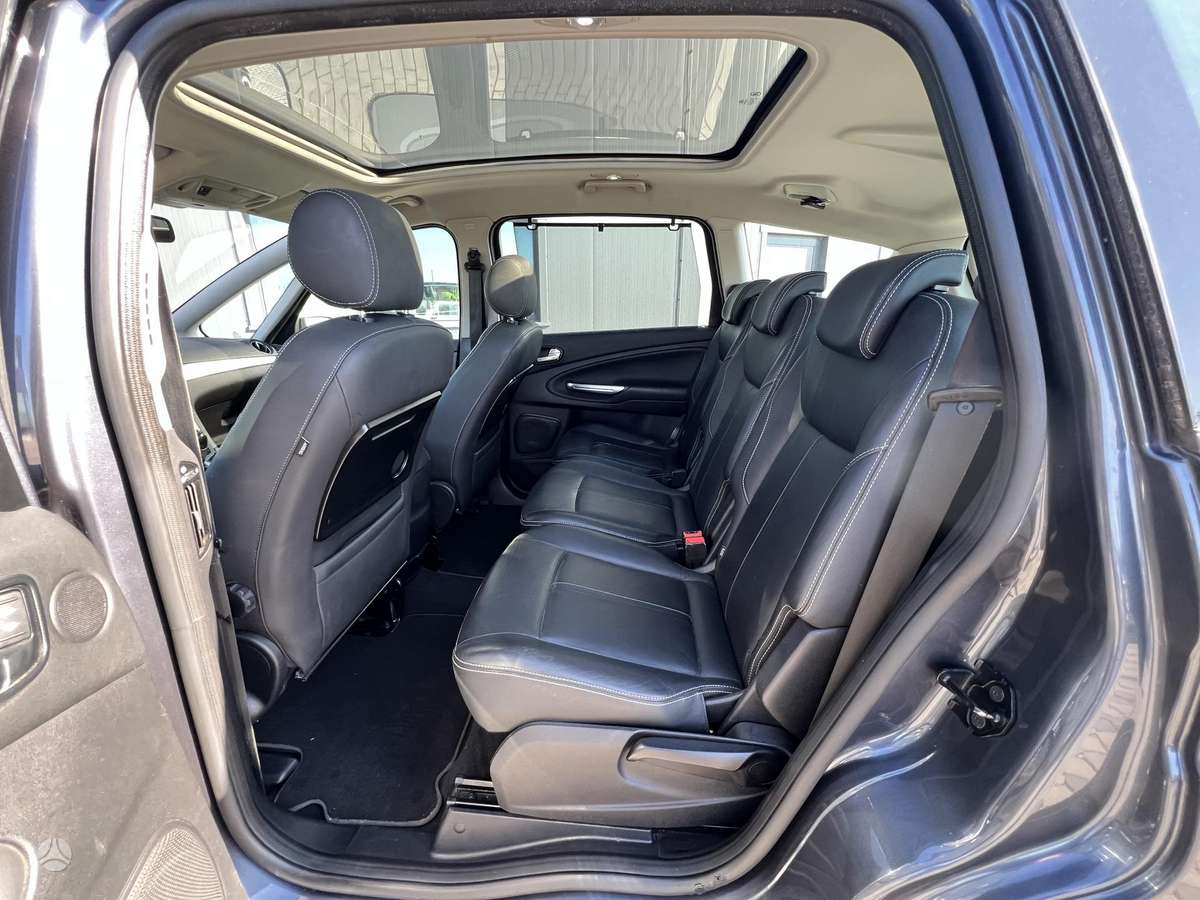 Ford S-MAX 2010 — фото 19