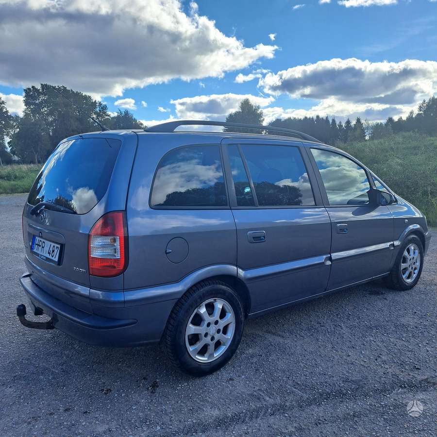 Opel Zafira 2005 — двигун 1995 cm³, 101 HP (74kW)