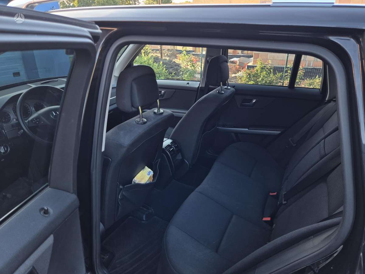 Mercedes-Benz GLK220 2010 — photo 10