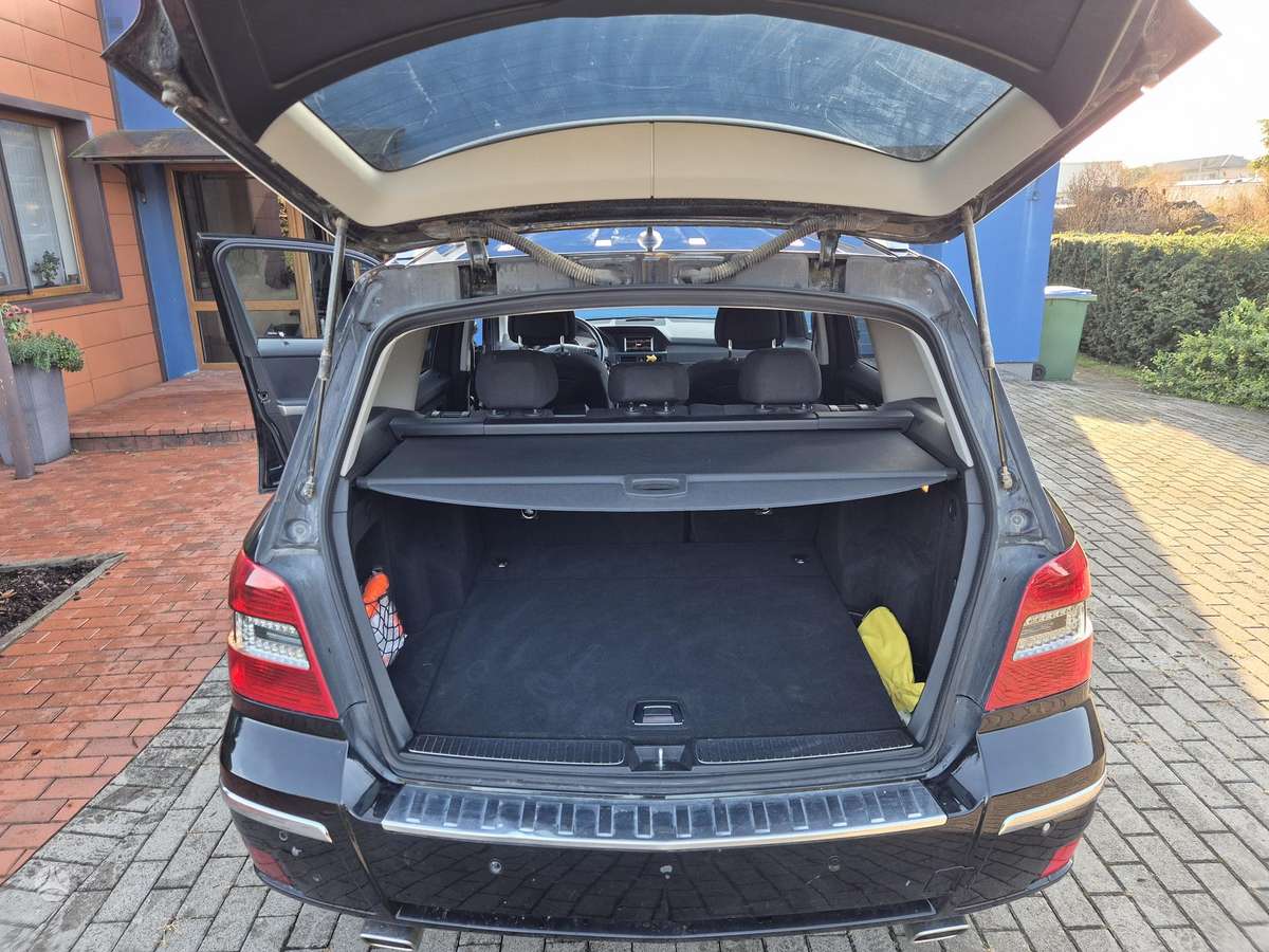 Mercedes-Benz GLK220 2010 — photo 11