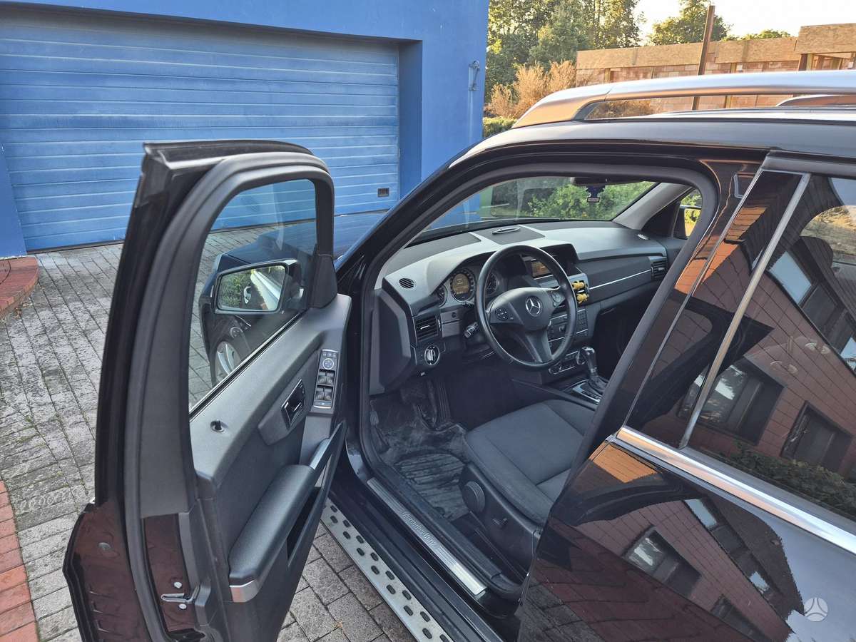 Mercedes-Benz GLK220 2010 — photo 8