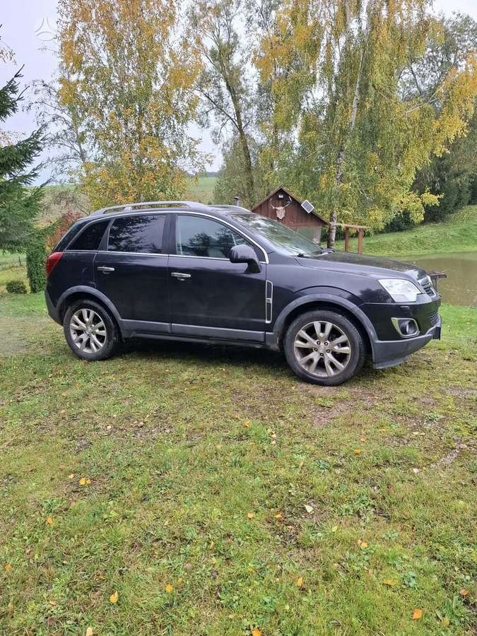 Opel Antara 2012 — вигляд ззаду