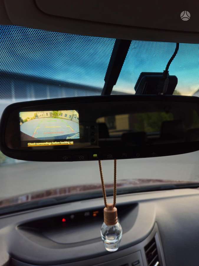Subaru Outback 2012 — photo 11